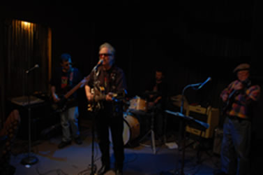 Max Mouse & the Gorillas